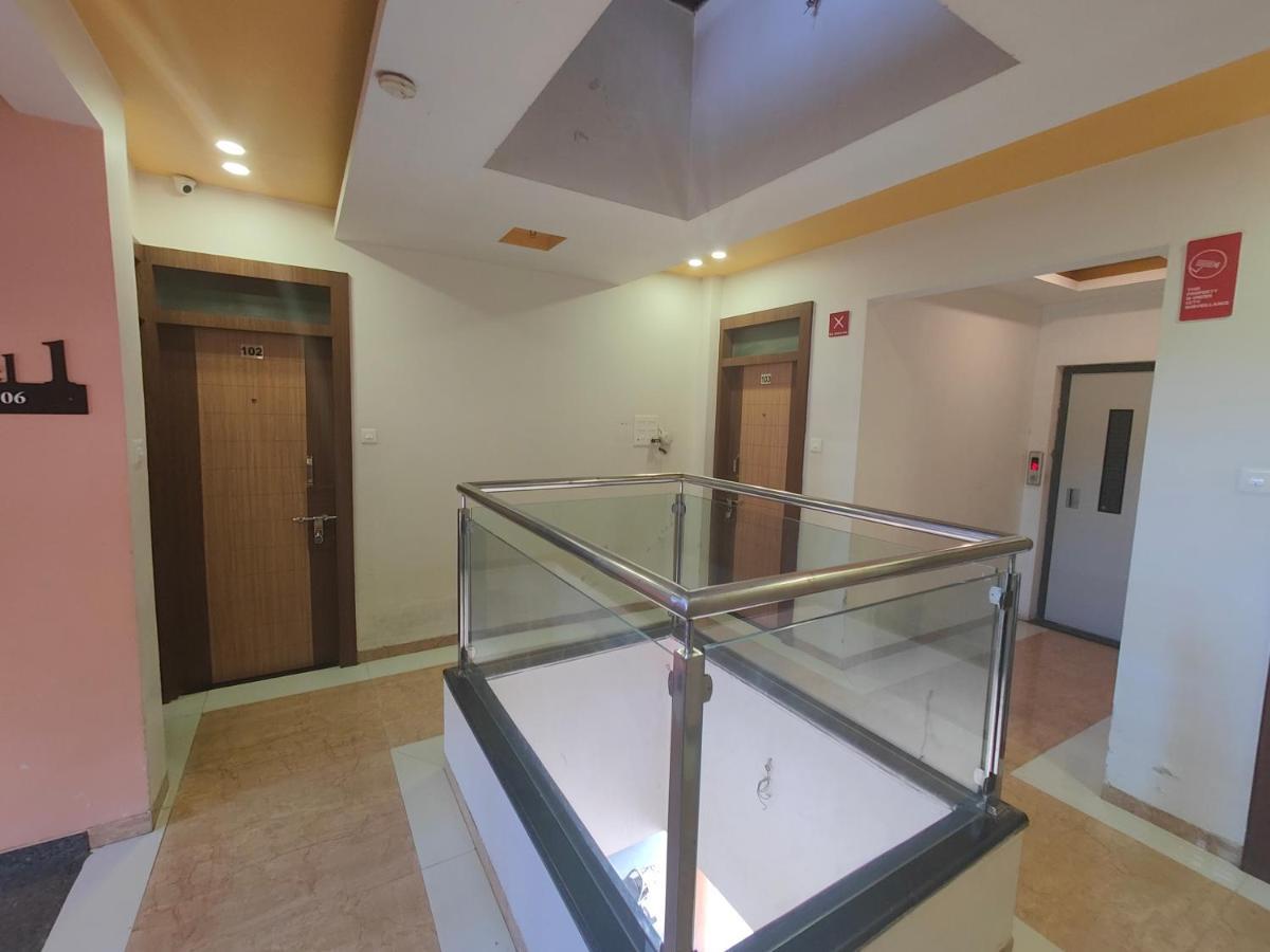 Hotel Midtown Inn Nashik Exterior photo