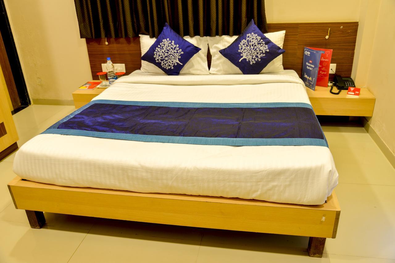 Hotel Midtown Inn Nashik Exterior photo